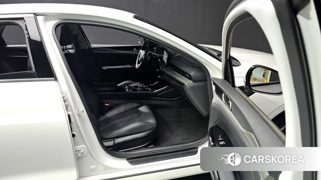 Kia The New K5 3rd generation 2024 Белый из Кореи, фото 2