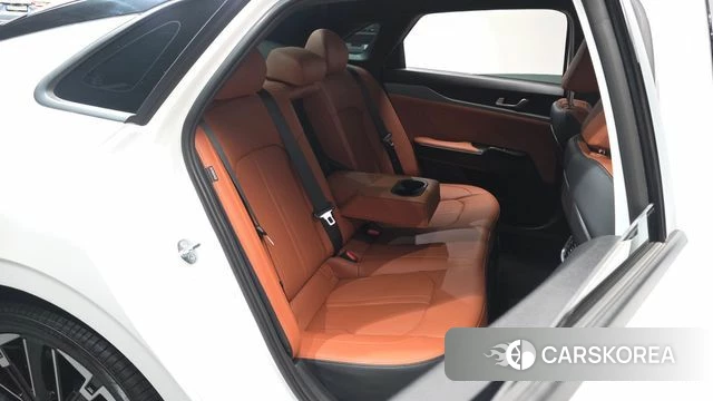 Kia The New K5 3rd generation 2024 Белый из Кореи, фото 2