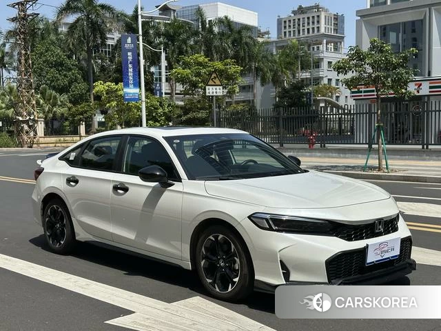 Honda Civic 2025 Белый из Китая, фото 2