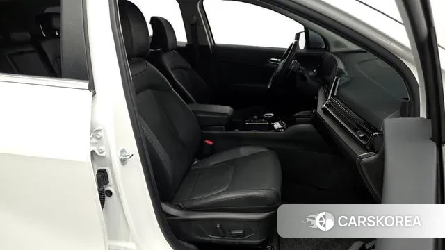 Kia Sportage 5th Generation 2024 Белый из Кореи, фото 2