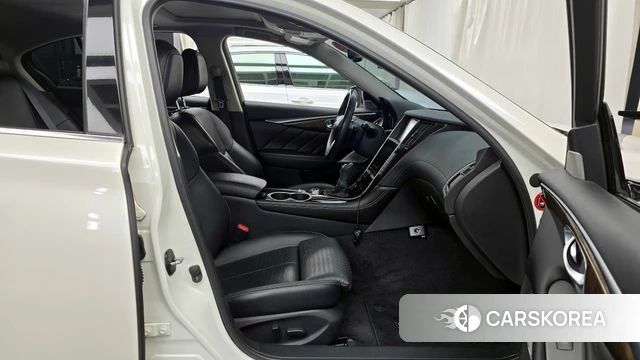 Infiniti Q50 2018 Белый из Кореи, фото 2