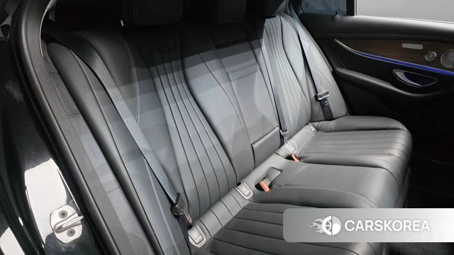 Mercedes-Benz E-Class W213 2020 Черный из Кореи, фото 2