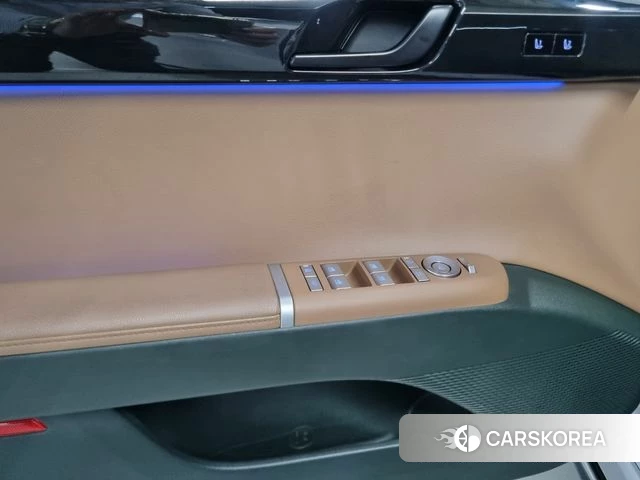 Hyundai Grandeur (GN7) 2023 Белый из Кореи, фото 2