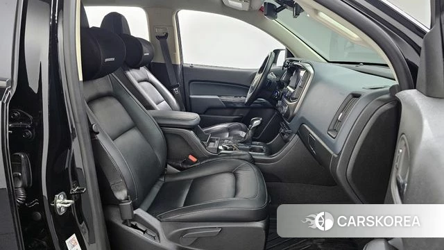 Chevrolet (GM Daewoo) Real New Colorado 2022 Черный из Кореи, фото 2