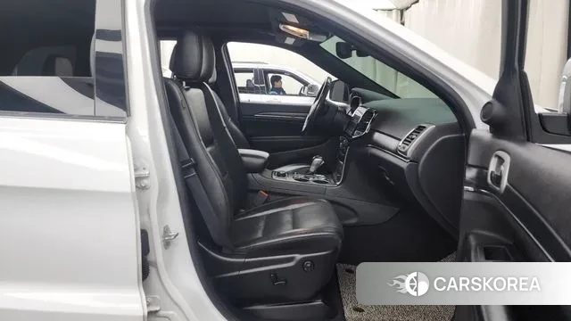 Jeep Grand Cherokee 2021 Белый из Кореи, фото 2