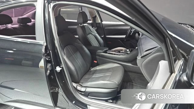 Hyundai Sonata (DN8) 2019 Черный из Кореи, фото 2