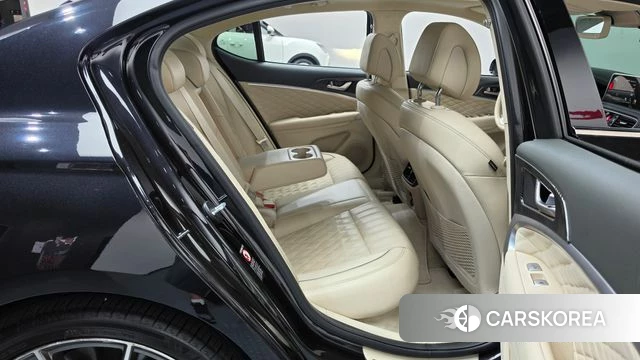 Genesis G70 2019 Черный из Кореи, фото 2