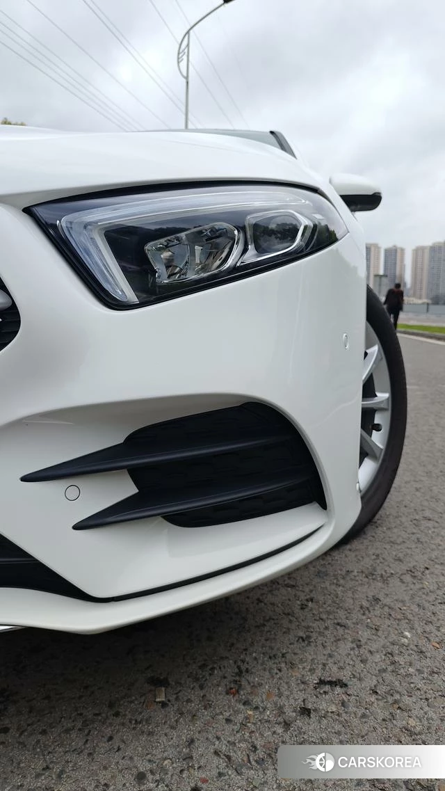 Mercedes-Benz Class A 2022 Белый из Китая, фото 2