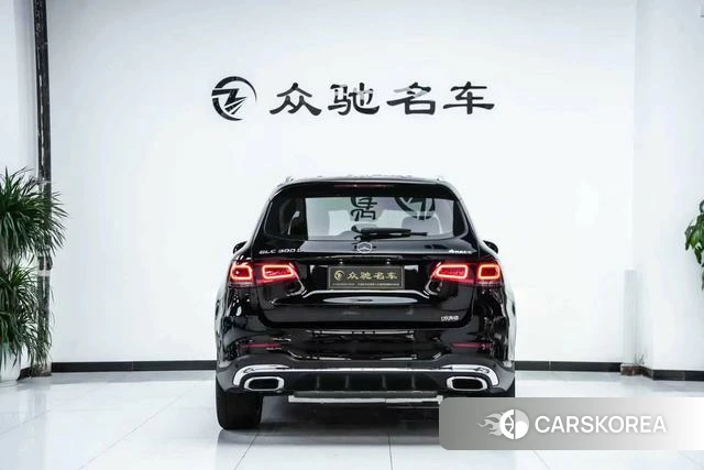 Mercedes-Benz GLC 2021 Черный из Китая, фото 2