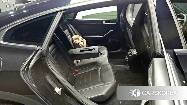 Volkswagen Arteon 2022 Черный из Кореи, фото 2