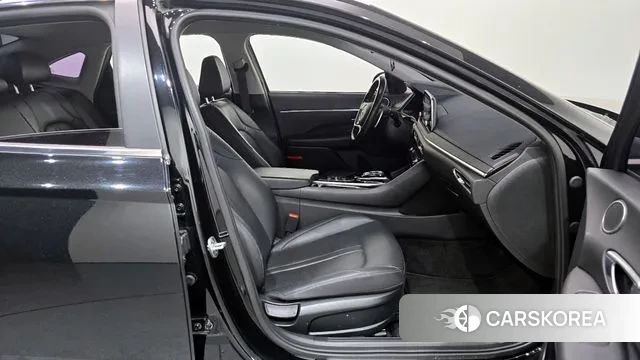 Hyundai Sonata (DN8) 2019 Черный из Кореи, фото 2