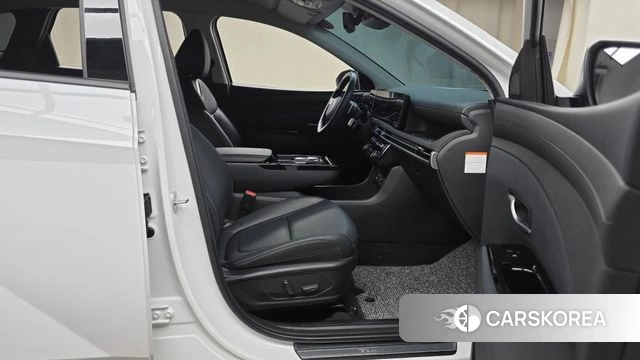 Hyundai The New Tucson Hybrid (NX4) 2024 Белый из Кореи, фото 2