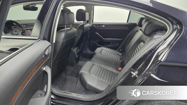 Volkswagen Passat GT (B8) 2018 Черный из Кореи, фото 2