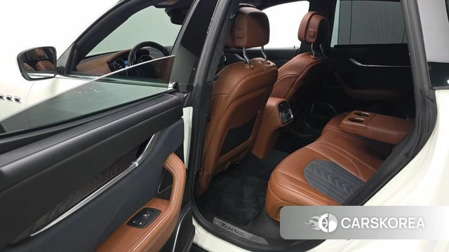 Maserati Levante 2019 Белый из Кореи, фото 2