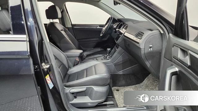Volkswagen Tiguan second Generation 2020 Черный из Кореи, фото 2