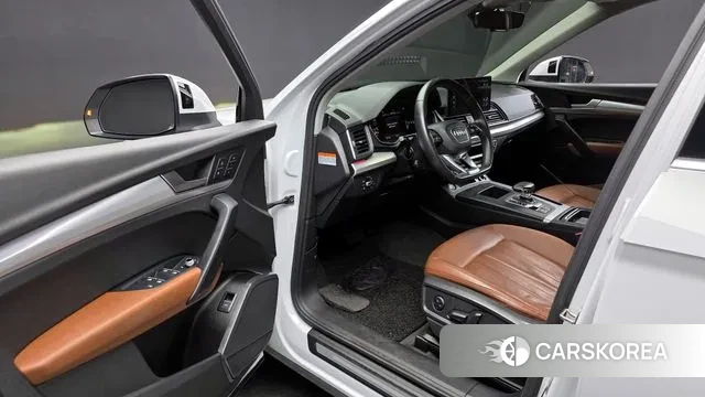 Audi Q5 (FY) 2022 Белый из Кореи, фото 2