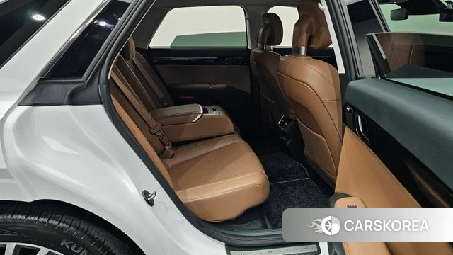 Hyundai Grandeur Hybrid (GN7) 2023 Белый из Кореи, фото 2