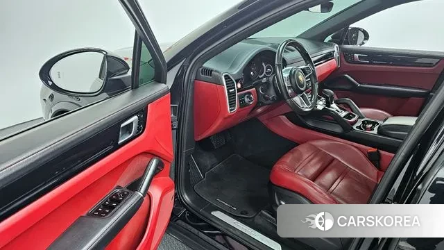 Porsche Cayenne (PO536) 2021 Черный из Кореи, фото 2