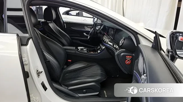 Mercedes-Benz CLS-Class C257 2019 Белый из Кореи, фото 2