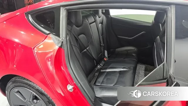 Tesla Model 3 2022 Красный из Кореи, фото 2