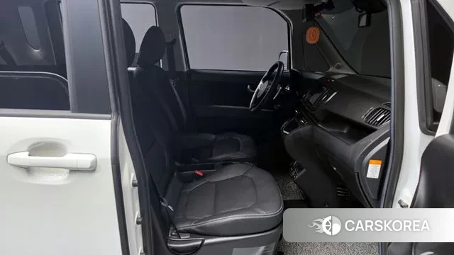 Kia The New Kia Ray EV 2023 Белый из Кореи, фото 2