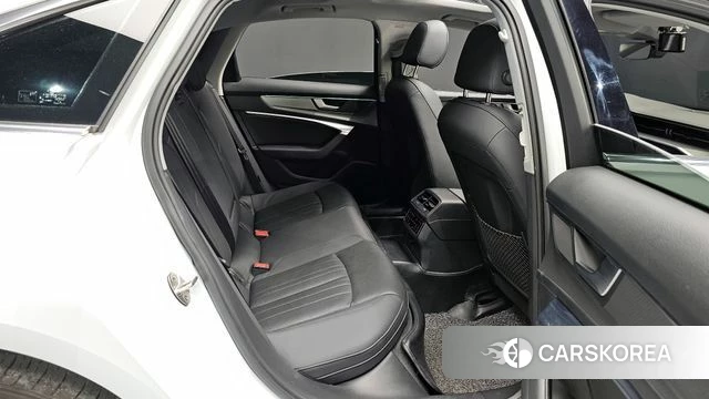 Audi A6 (C8) 2020 Белый из Кореи, фото 2
