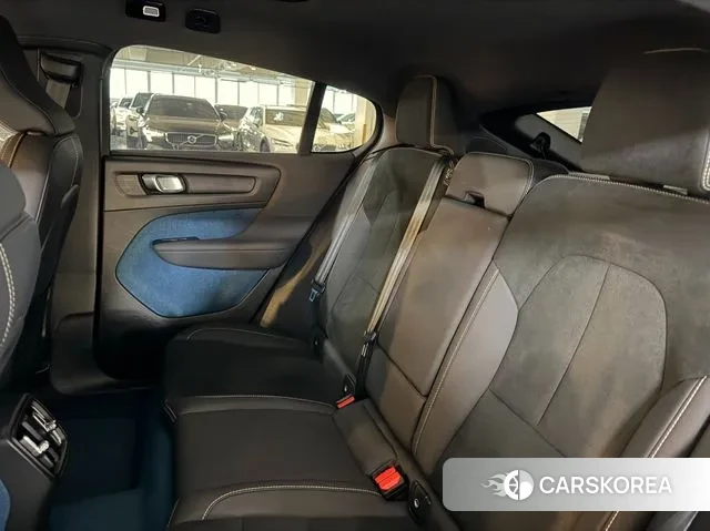 Volvo C40 Richards 2024 Белый из Кореи, фото 2