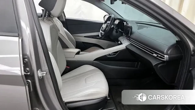 Hyundai Avante Hybrid (CN7) 2022 Серый из Кореи, фото 2