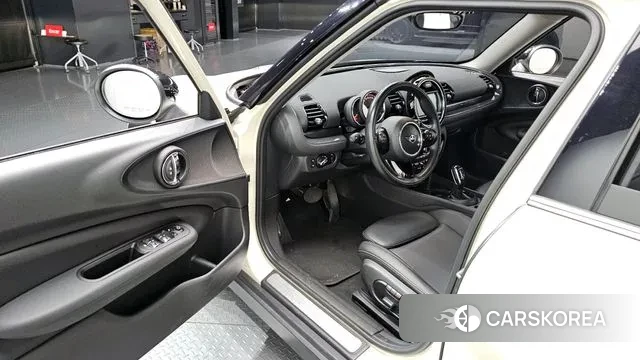 Mini Cooper D Clubman 2019 Жемчужный цвет из Кореи, фото 2