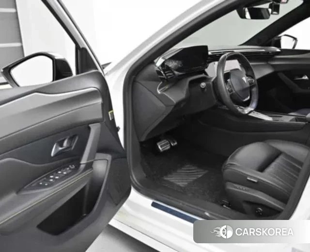 Peugeot 308 Third generation 2023 Белый из Кореи, фото 2