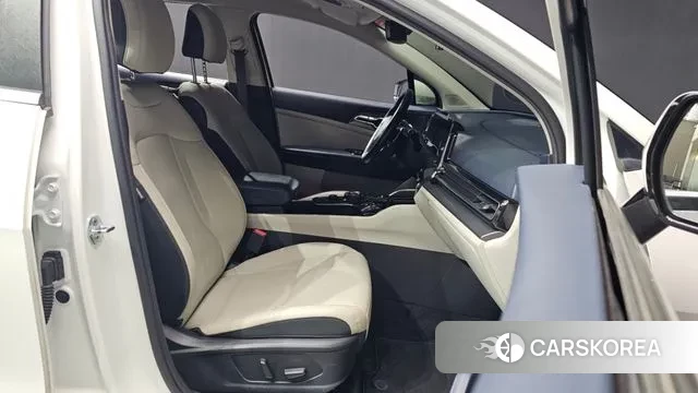 Kia Sportage 5th Generation 2021 Белый из Кореи, фото 2