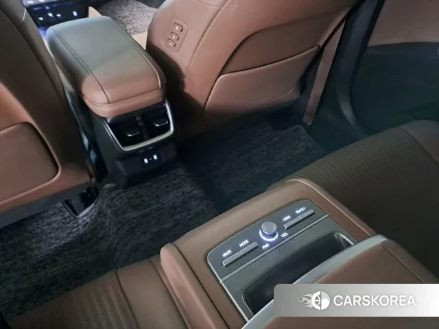 Hyundai Grandeur Hybrid (GN7) 2023 Черный из Кореи, фото 2