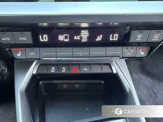 Audi A3 2022 Темно-серый из Китая, фото 2
