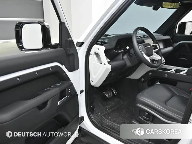 Land Rover Defender (L663) 2025 Белый из Кореи, фото 2