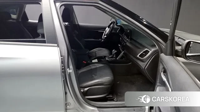 Kia Seltos 2021 Серый из Кореи, фото 2