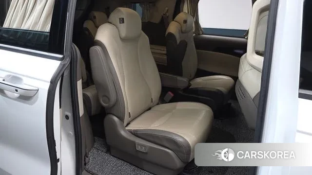 Kia Carnival 4th generation 2021 Белый из Кореи, фото 2