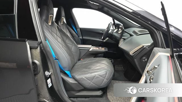 BMW iX 2022 Серый из Кореи, фото 2