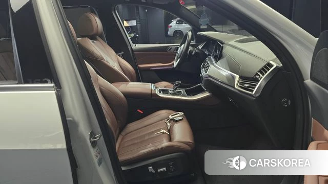 BMW X5 (G05) 2021 Белый из Кореи, фото 2