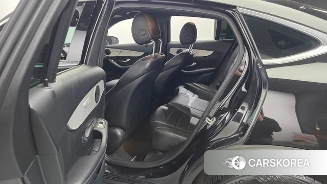 Mercedes-Benz GLC-Class X253 2021 Черный из Кореи, фото 2
