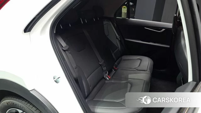 Kia Di Ol Nu Niro 2024 Белый из Кореи, фото 2