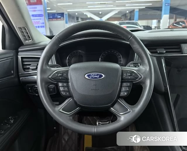 Ford Taurus 2022 Темно-серый из Китая, фото 2