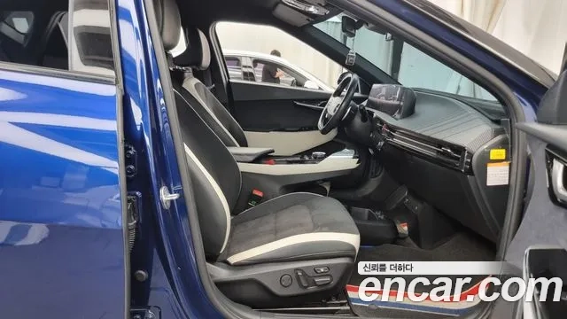 Kia EV6 2022 Синий из Кореи, фото 2