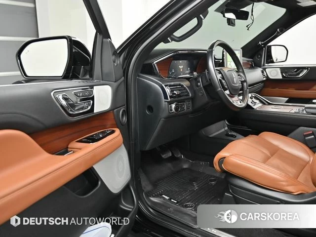 Lincoln Navigator 4th generation 2021 Черный из Кореи, фото 2