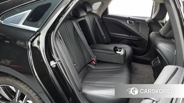 Kia The New K8 Hybrid 2024 Черный из Кореи, фото 2
