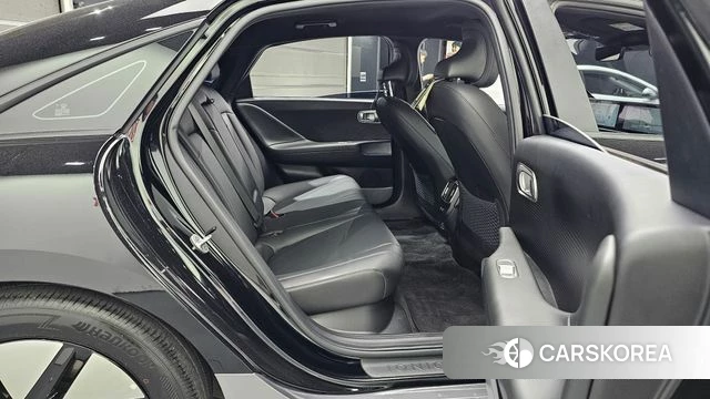 Hyundai Ionic 6 2023 Черный из Кореи, фото 2