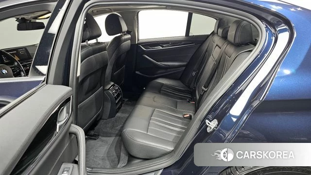 BMW 5 Series (G30) 2018 Синий из Кореи, фото 2