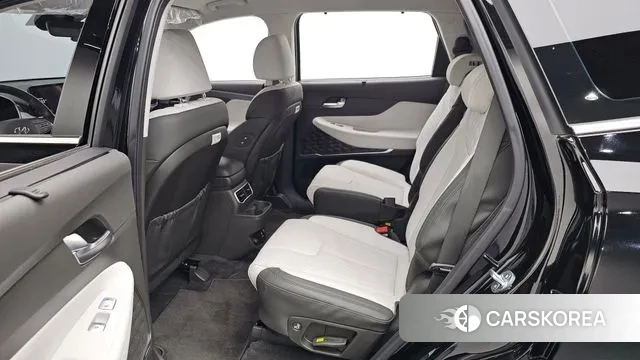 Hyundai The New Santa Fe 2023 Черный из Кореи, фото 2