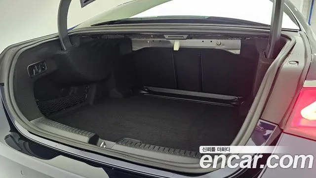 Mercedes-Benz E-Class W214 2024 Синий из Кореи, фото 2