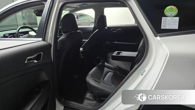 Kia Sportage 5th Generation 2021 Белый из Кореи, фото 2