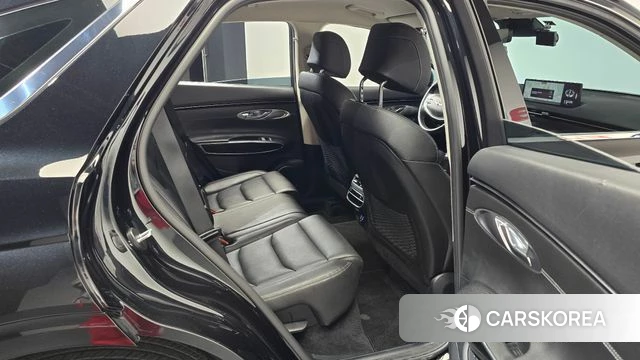 Genesis GV70 2021 Черный из Кореи, фото 2